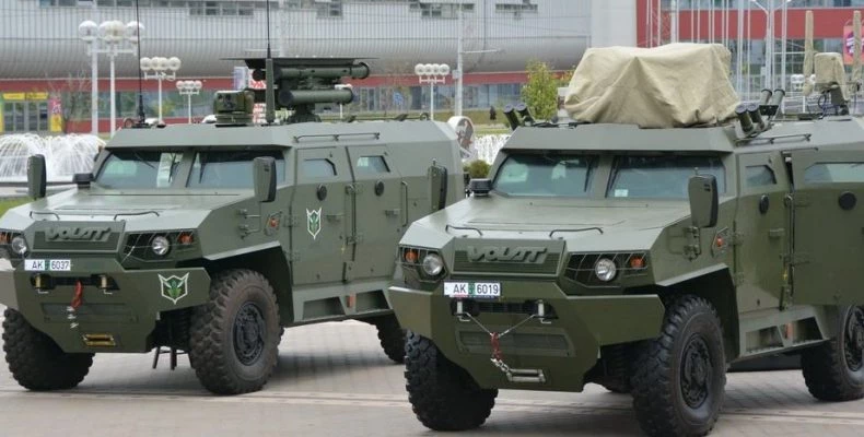 Ανάπτυξη στρατευμάτων από τη Λευκορωσία στα σύνορα με τη Λιθουανία (βίντεο)